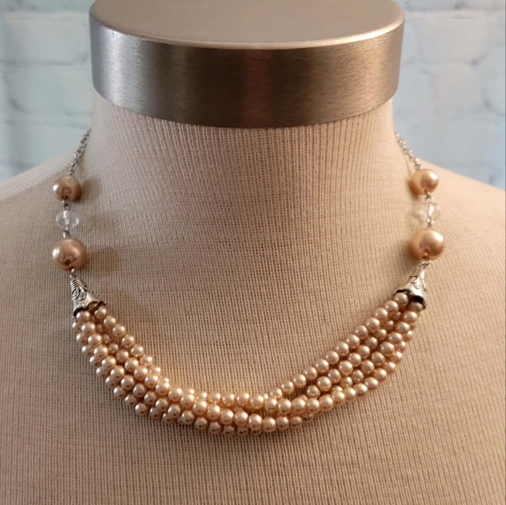Paparazzi Faux Pearl Necklace Earring Set NWT